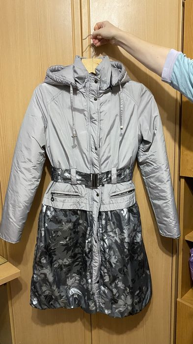 Продам осеннее плащ