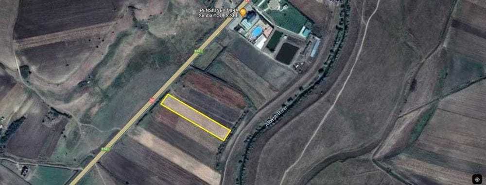 Vand teren cu deschidere la E 581