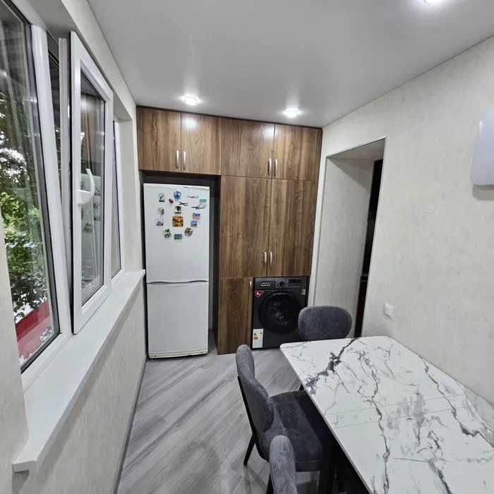 Сдам квартиру на Мирабадском районе 95м2 2 комнатная в центре