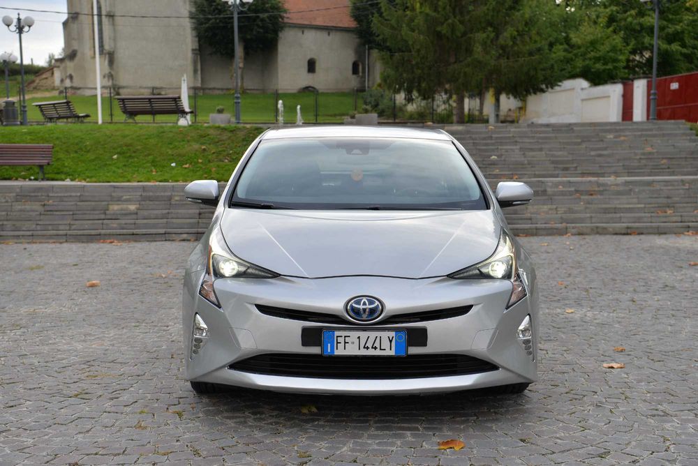 Toyota Prius 1.8 Hybrid Style