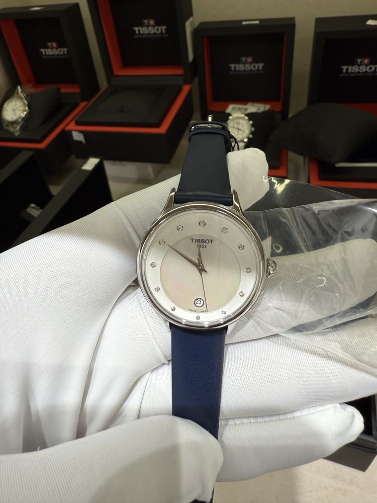 Женские часы  Tissot