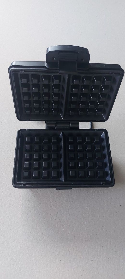 Aparat electric wafe plită