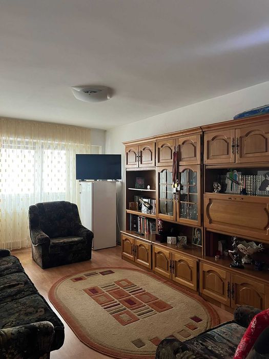Apartament 2 camere decomandat, Strada Republicii