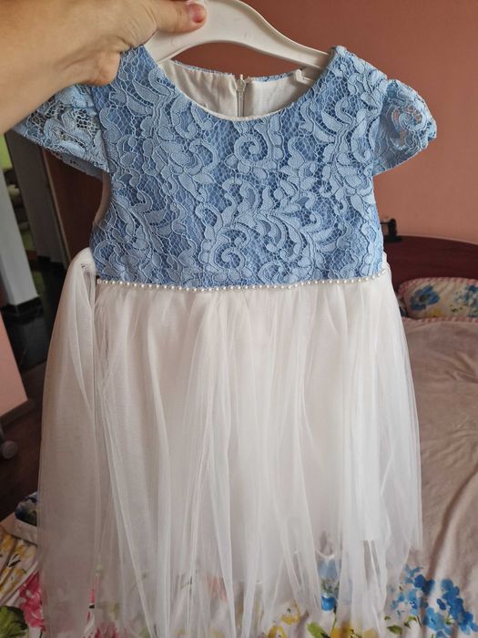 Rochita fata 4-6 ani 100 lei/ buc