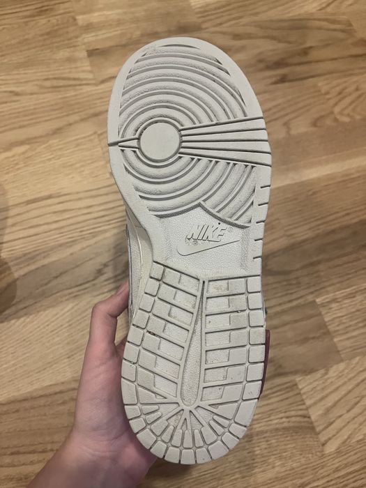 Nike x Off-White Dunk Low Lot 25