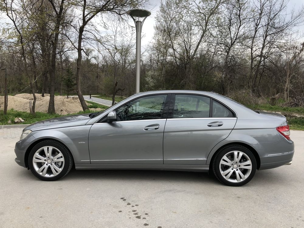 Брони, огледала, прагове, джанти, аербег, конзола C class w204 2008г.