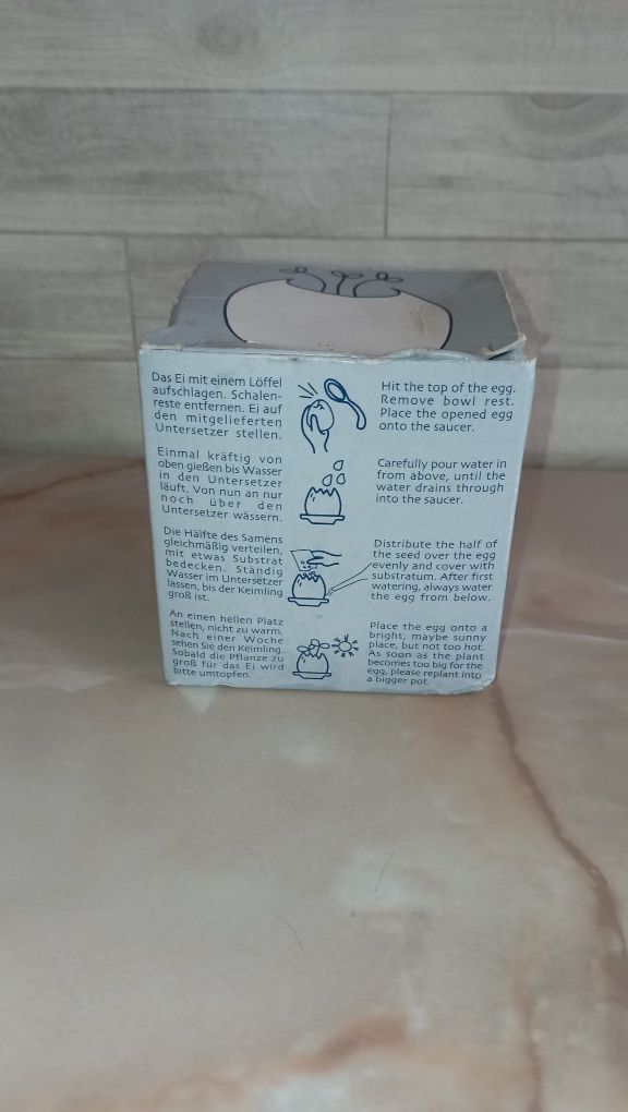ou din ceramica cu seminte