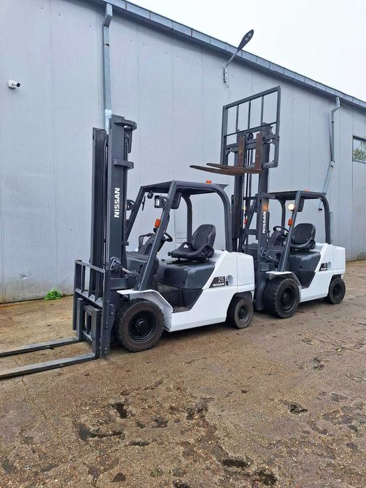 motostivuitor diesel 3 tone si 2.5 tone Nissan ani 2022 si 2020