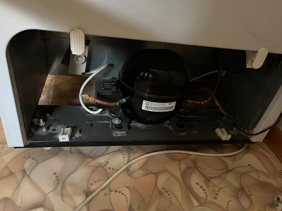 Продам мотор на холодильник Атлант