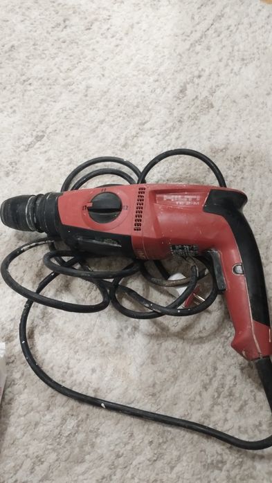 Дрель HILTI б/у .