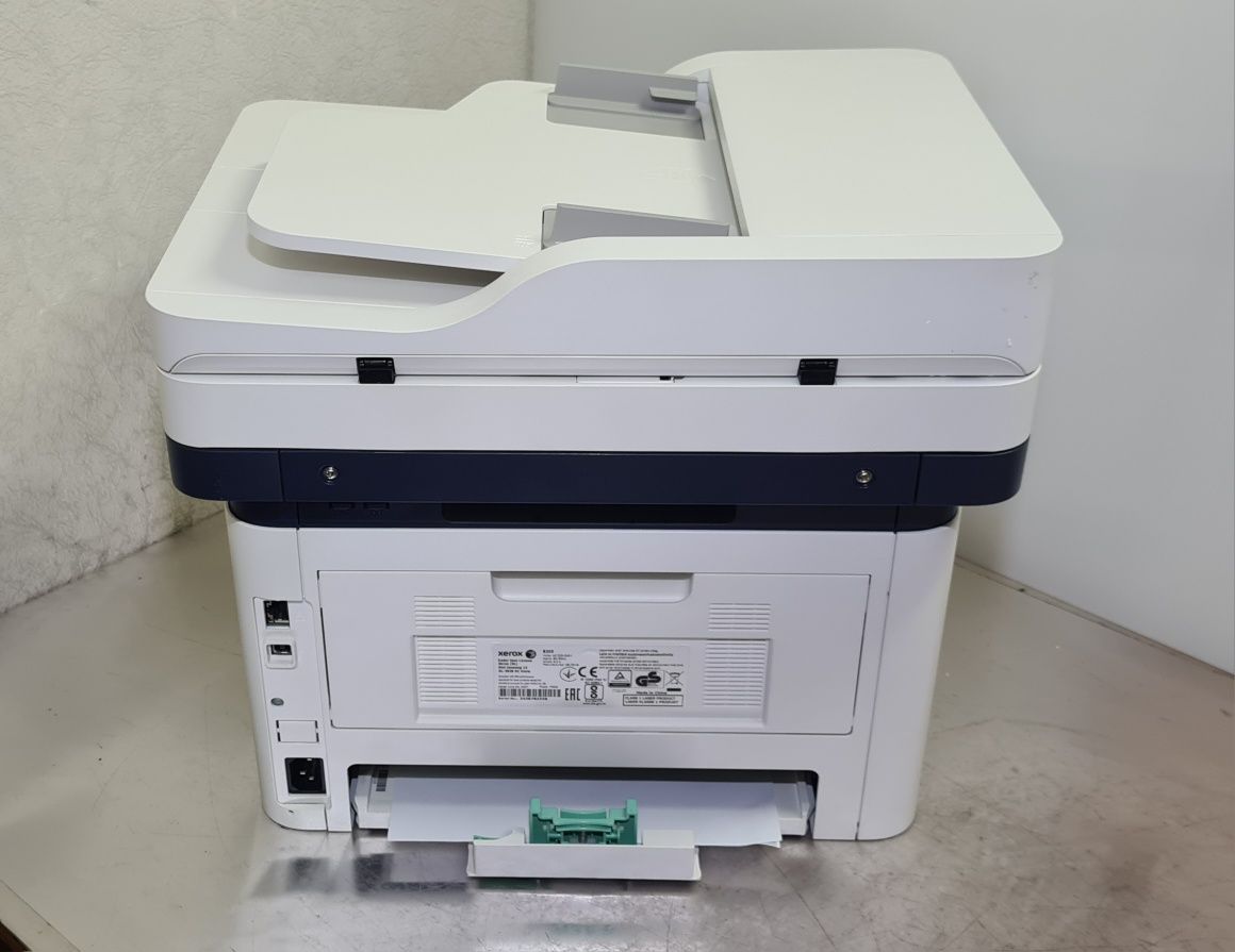 Продаю черно-белый лазерный принтер 3в1 Мфу Xerox b205 c WiFi