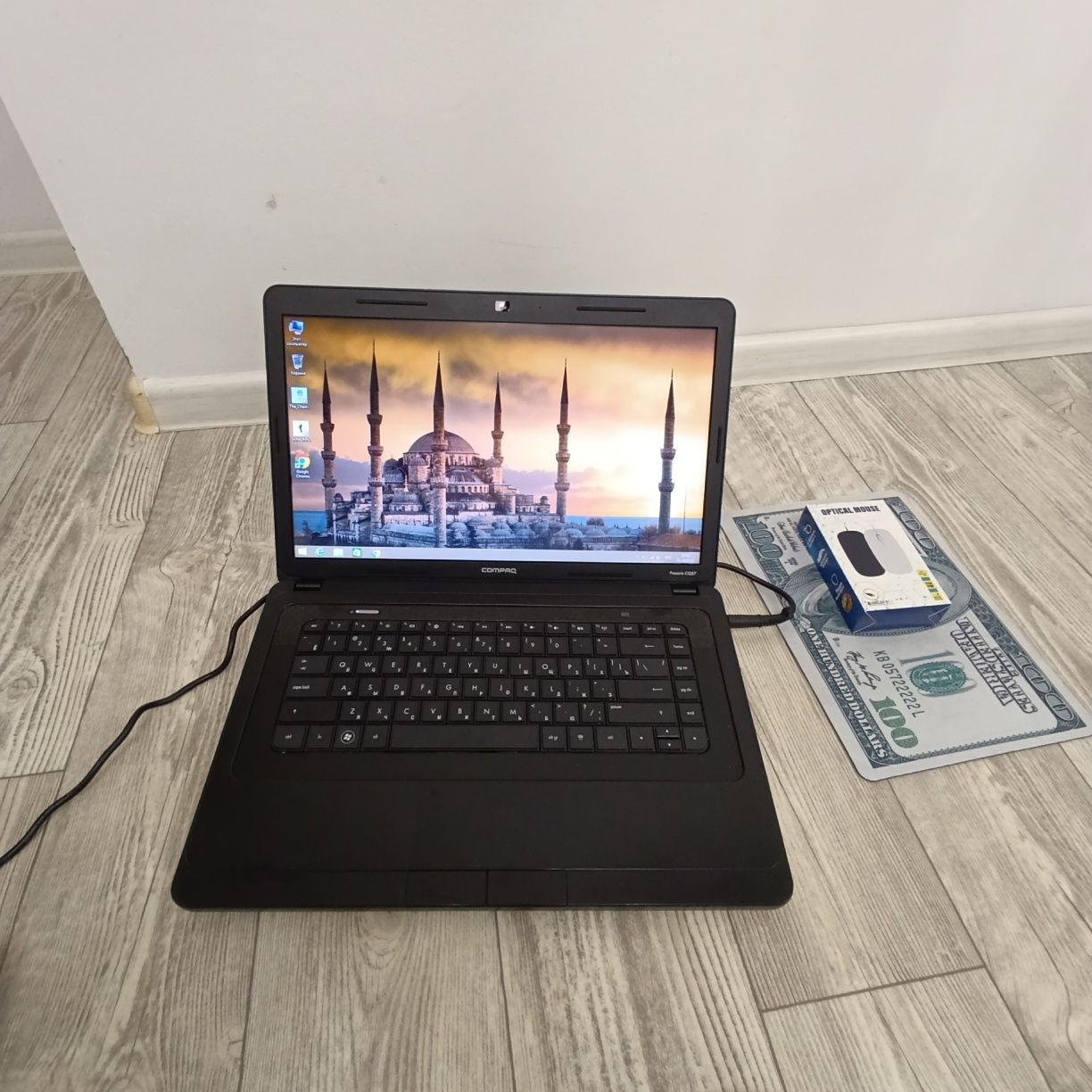 HP Notebook 15_SSD-128GB/ОЗУ-4ГБ/Зарядка, Мышка и Коврик!