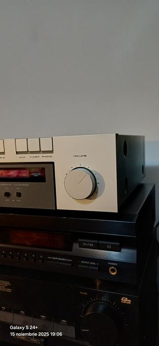 Amplificator Akai AM-U310 defect