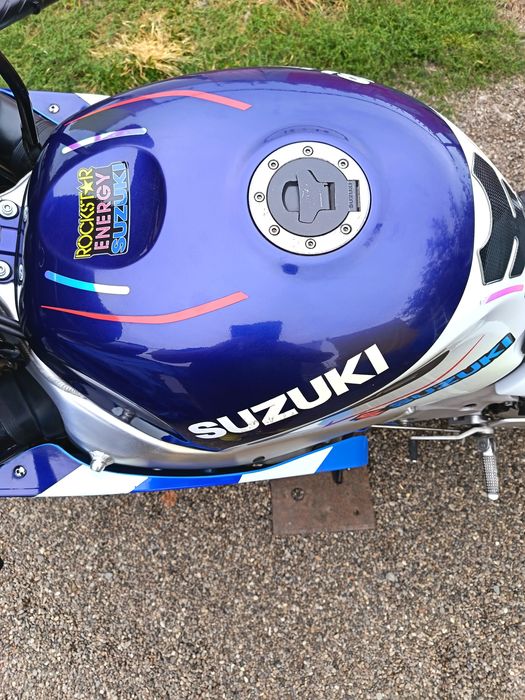 REZERVOARE / MOTO / suzuki gsxr 600 / 750 SRAD