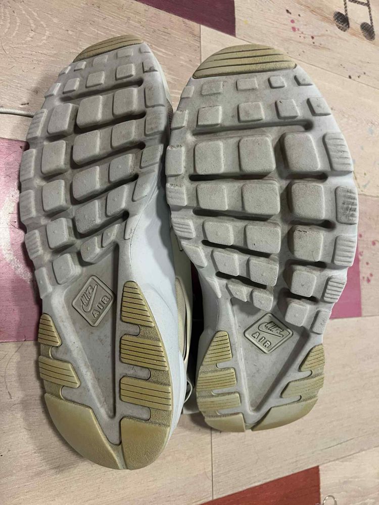 NIKE Спортни обувки AIR HUARACHE