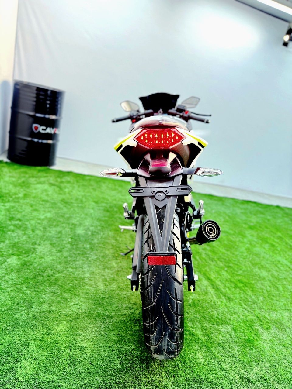 Motobike sotiladi yangi