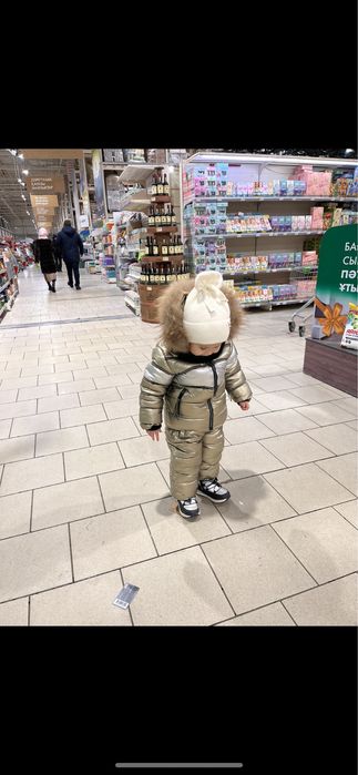 Продам зимний комбез +обувь зима в подарок