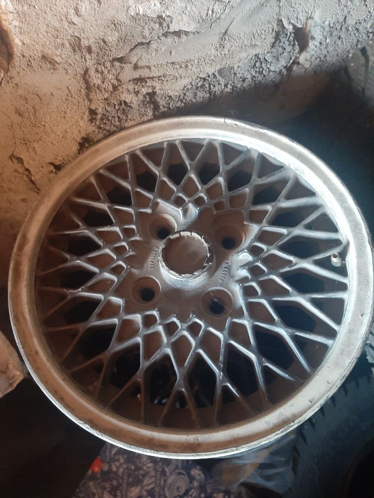 Продам диски титан,  на 14