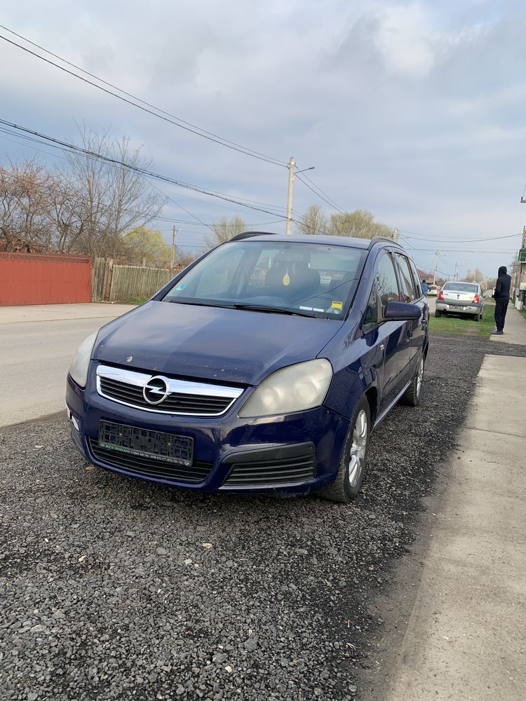 Dezmembrez Opel Zafira B 1.9 CDTI 101cp!