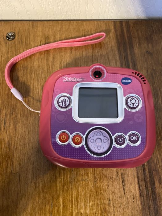 Ceas fetițe original ,rezistent la apă ,curea reglabilă