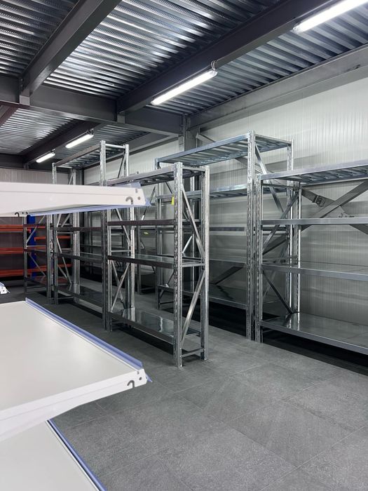 Стелажи за магазин склад гараж