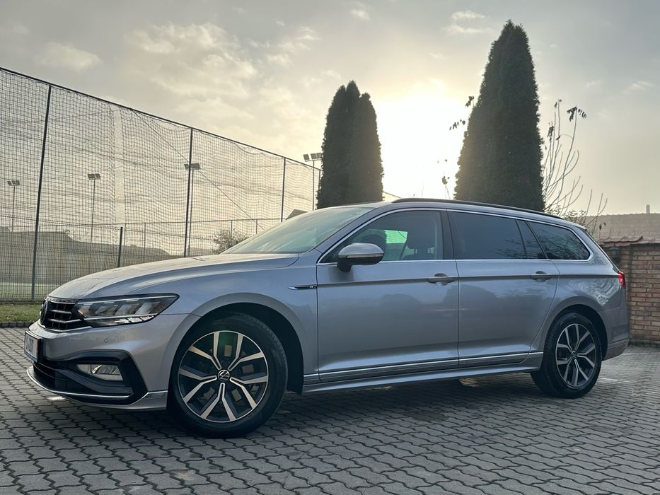 VW Passat B8/Model Nou/2022/R-Line/2.0Tdi 150cp/DSG/Virtual/LED/Navi/