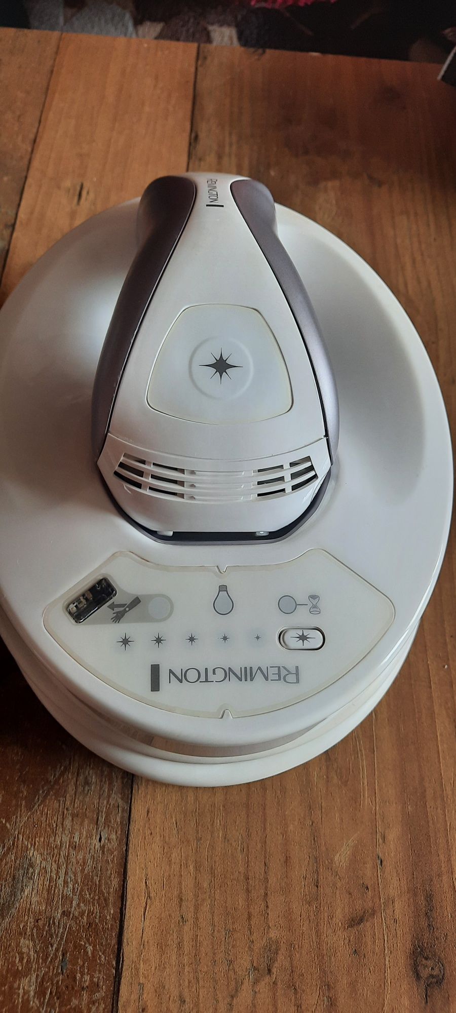 Фотоепилатор Remington ilight