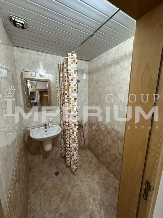 Дава се под наем Двустаен апартамент в Варна, Гръцка махала - 65 кв.м за 408 € - Снимка #6