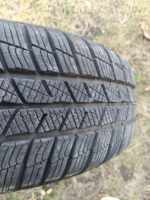Зимни гуми 195/65/15