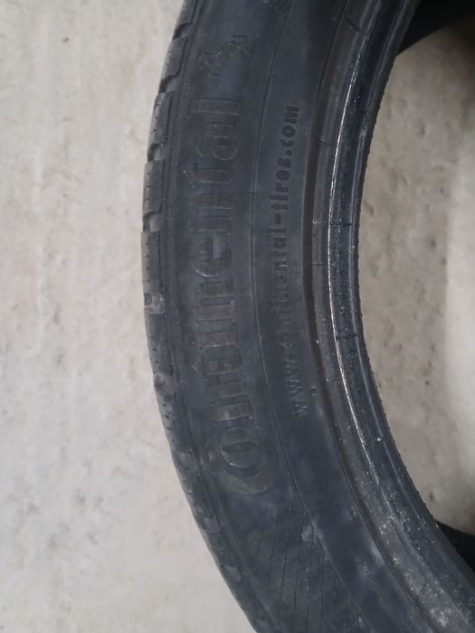 Зимни гуми континентал 235/45/18