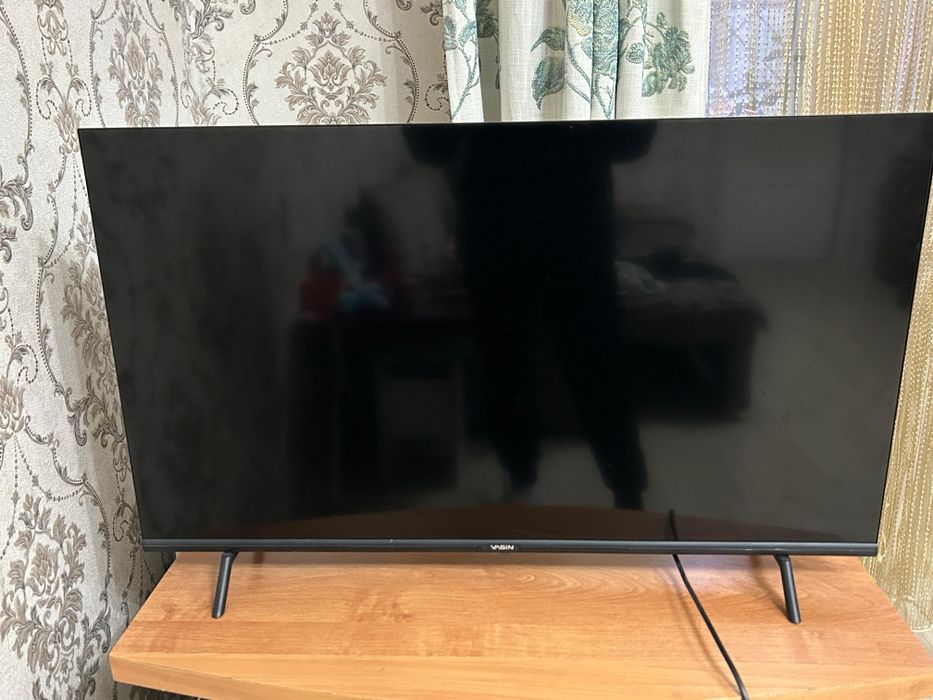 Отдам телевизор даром.