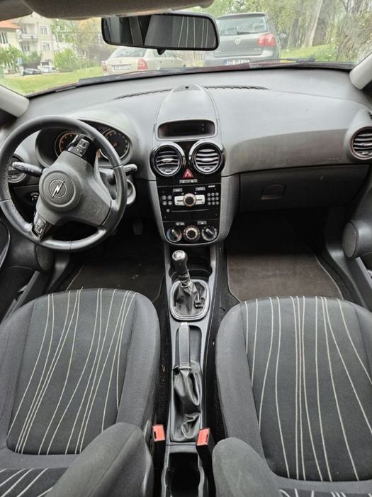 Vând Opel corsa 2010