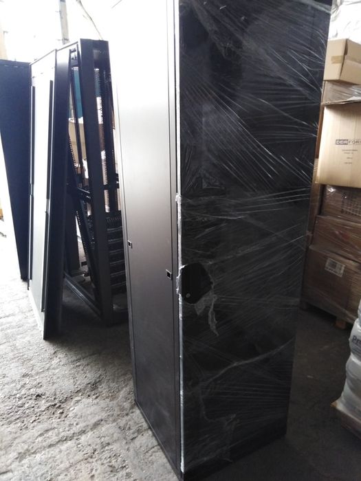 Шкаф комуникационен 80x60x200cm