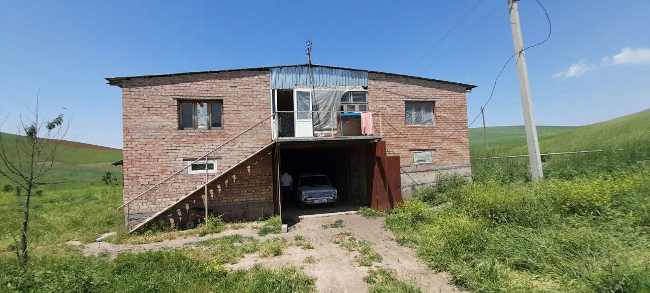 Чирчик , земля  190га читайте  описание