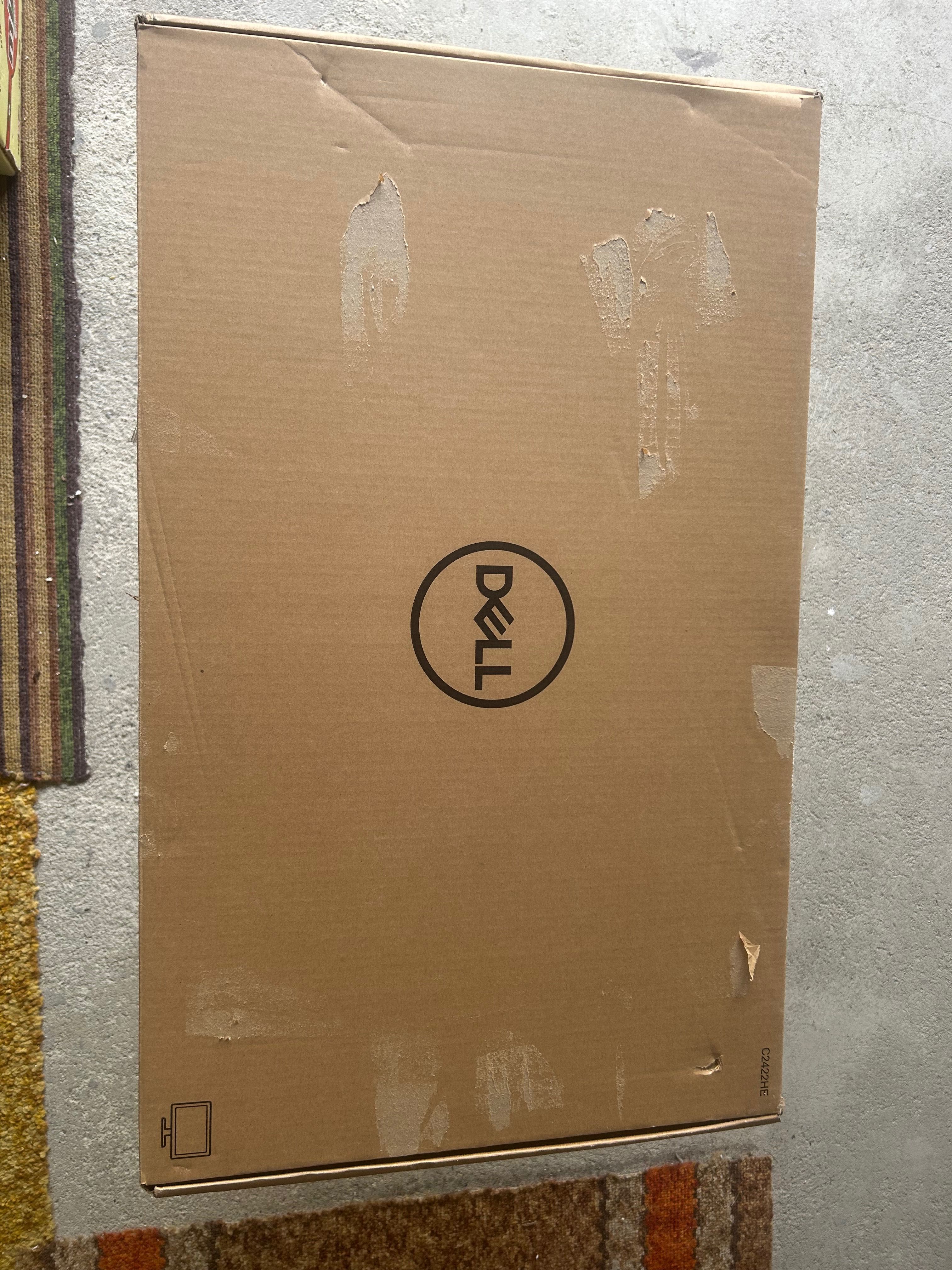 Монитор Dell C2422HE нов неотварян