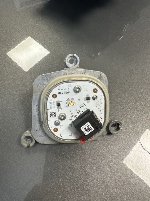 Mercedes w223 digital light фар лед модул