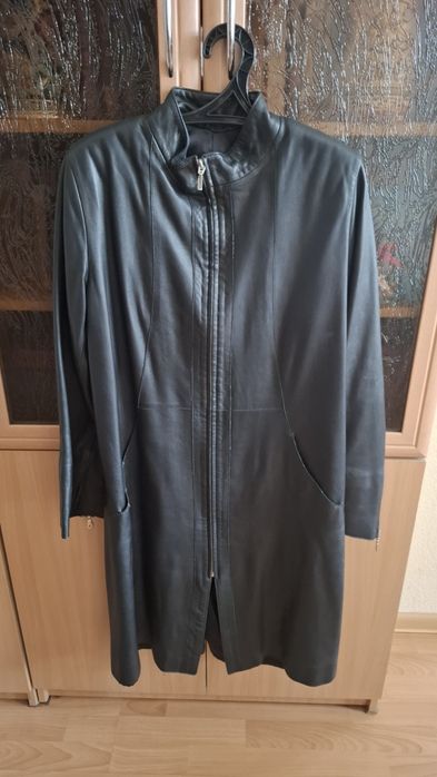 Кожаный демисезонный тренч