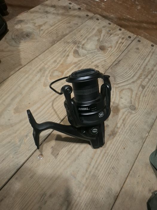 PENN Rival tm rvlbk7 000LC
LONG-CAST   
TM
RVLBK7000LCN