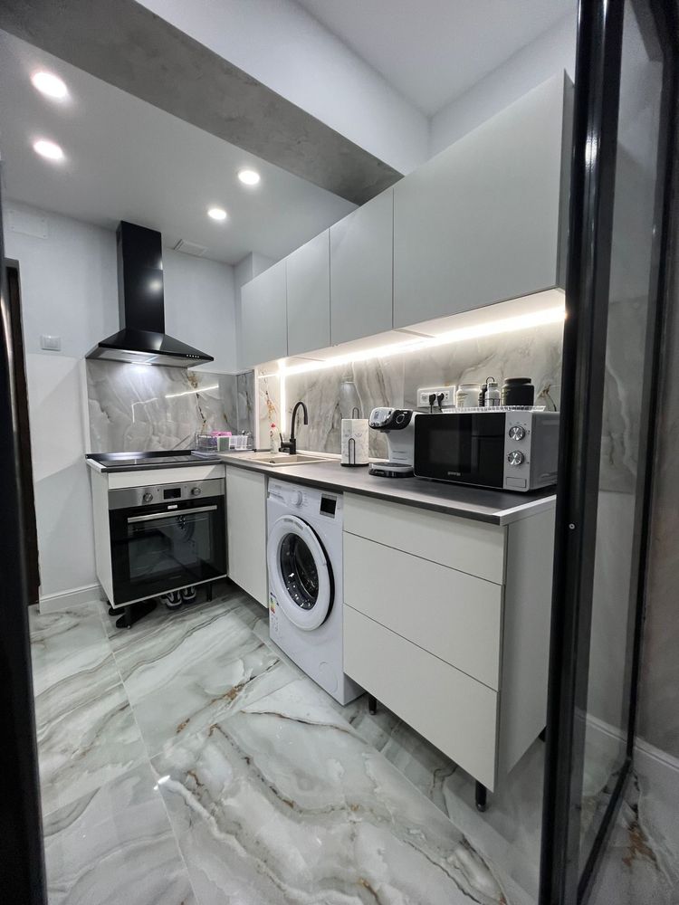 Inchiriez Garsoniera Regim Hotelier