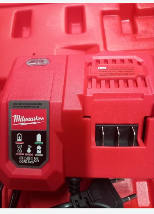 Filetantă cu impact Milwaukee nou cu orindere de 1/2 si 500n.m