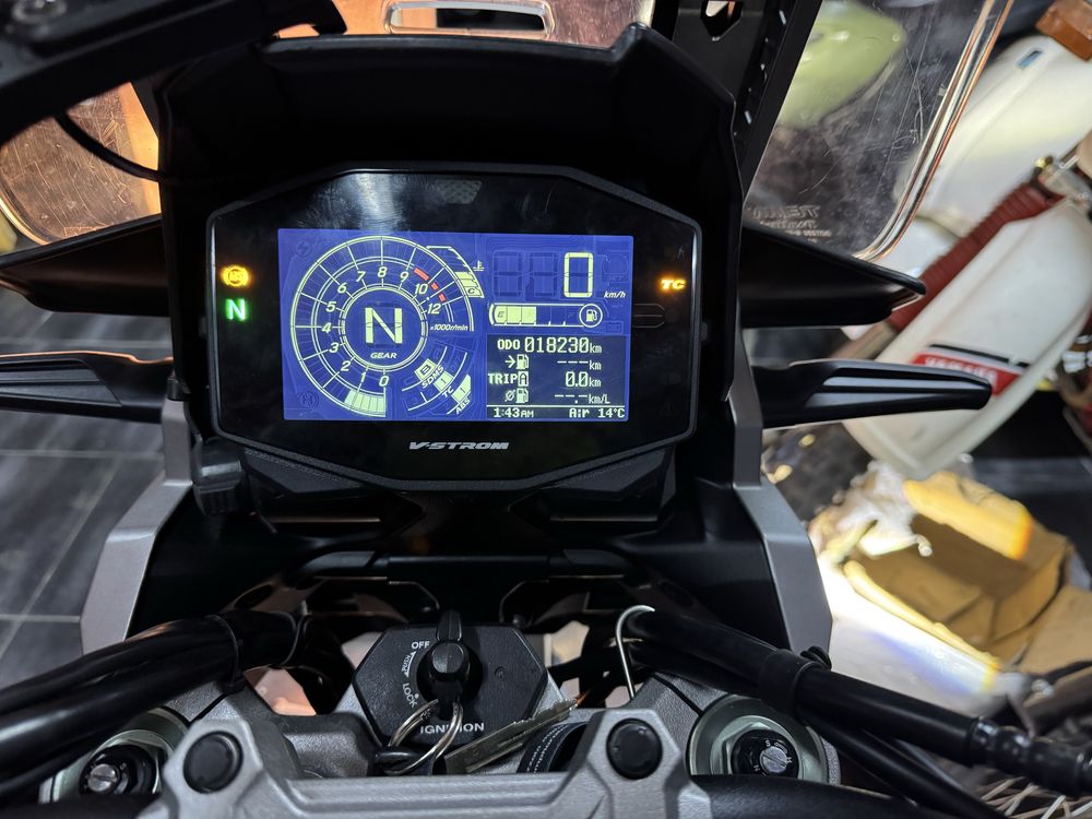 suzuki vstrom 1050