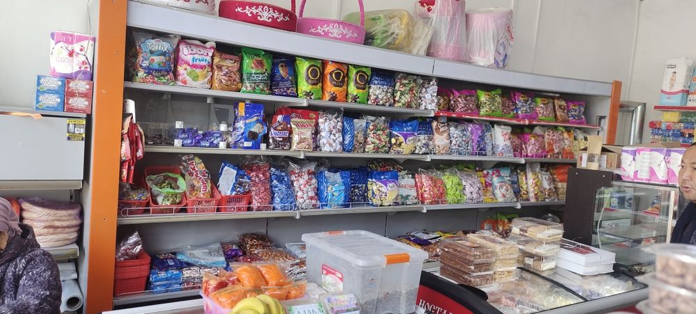 Стелаж  сатылады  1.20 см 4 штук