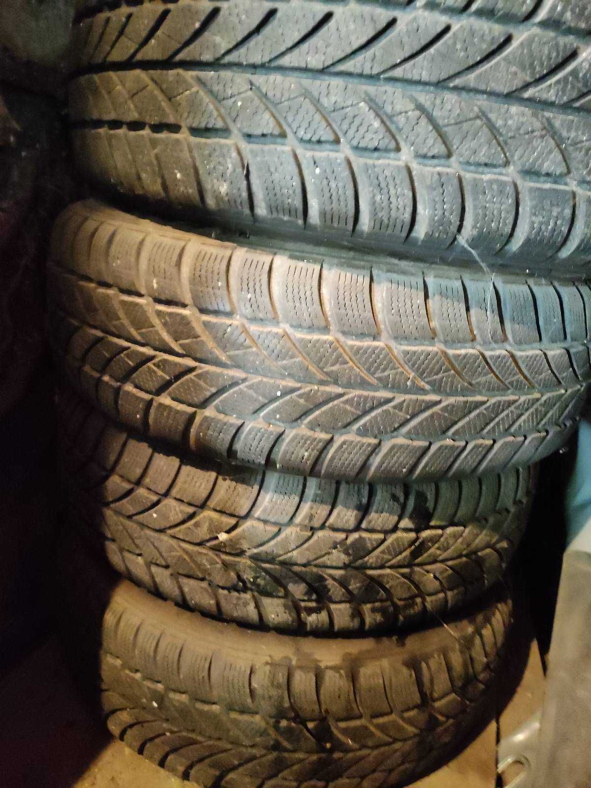 195/65/15 Maxxis зимни гуми с джанти