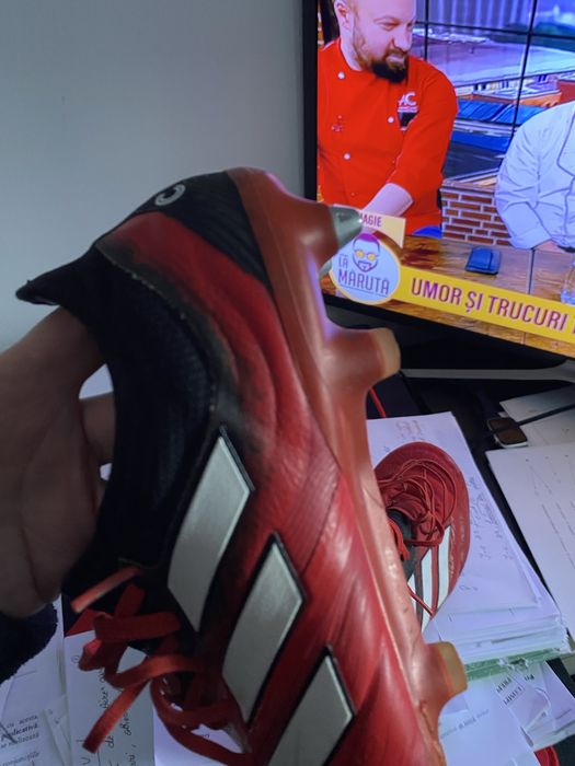 Crampoane iarba Adidas