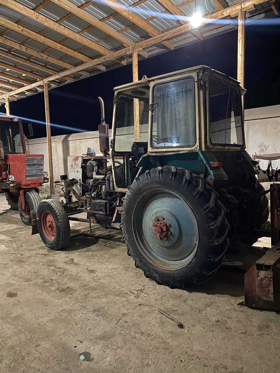 MTZ - 80 Traktor va YMZ - 6 Traktor