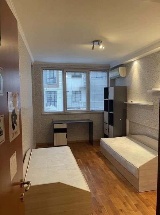 Тристаен апартамент под наем в ж.к. Белите брези, 2127857