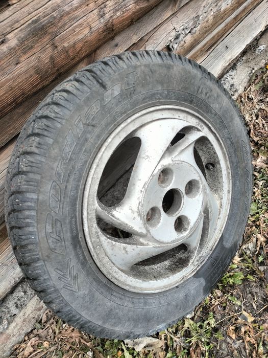 Продам резину зимнию