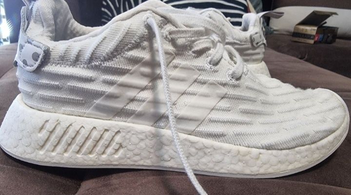 Adidas NMD R2 primeknit triple размер 41 1/3