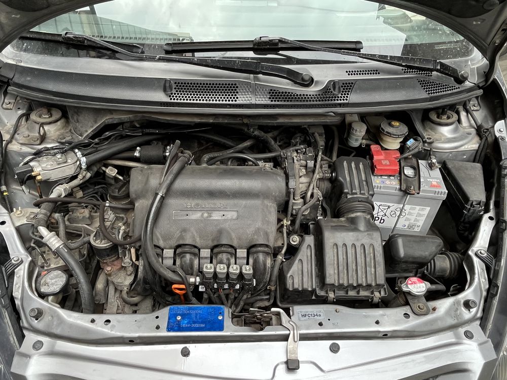 Honda jazz 1.2 78 к.с