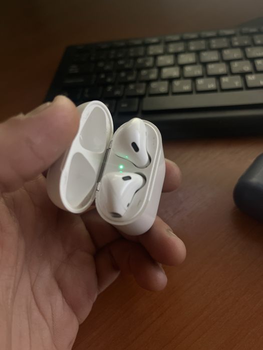 Airpods 2 оригинал